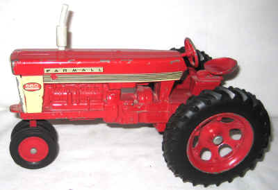 jan 13 toys 1 308.jpg (305400 bytes)