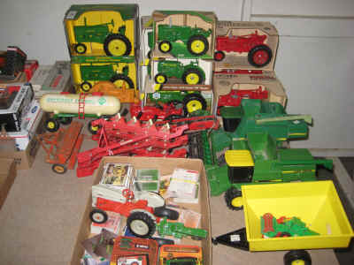 dec 10 farm toys 9 020.jpg (2132222 bytes)
