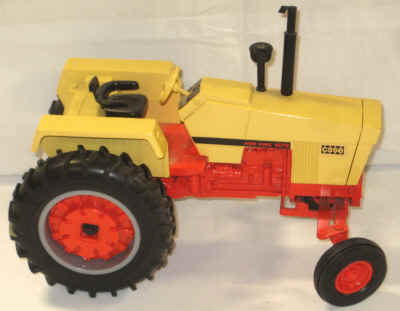 extra toys nov dec 022.jpg (268720 bytes)