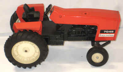 extra toys nov dec 031.jpg (302766 bytes)