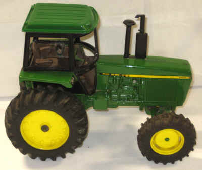 extra toys nov dec 053.jpg (317245 bytes)