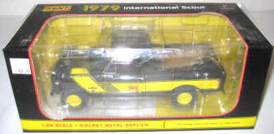 extra toys nov dec 175.jpg (351381 bytes)