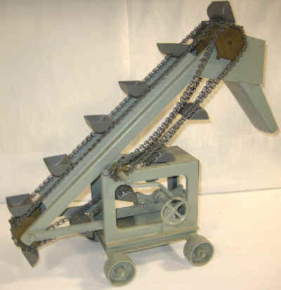 extra toys nov dec 240.jpg (284663 bytes)