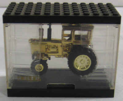 extra toys nov dec 253.jpg (87275 bytes)