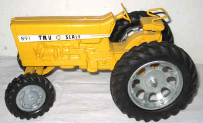 nov 18 toys 019.jpg (285318 bytes)