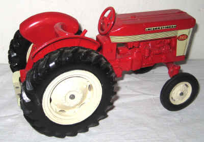 nov 18 toys 039.jpg (263453 bytes)