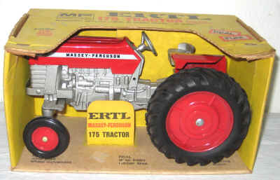 nov 18 toys 048.jpg (318704 bytes)