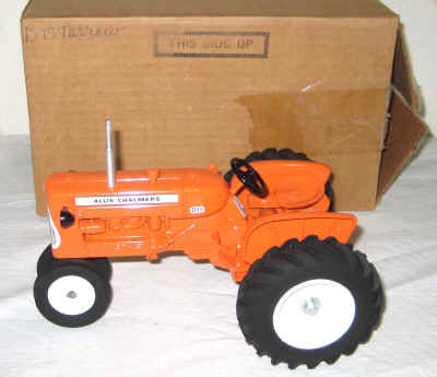 nov 18 toys 064.jpg (245124 bytes)