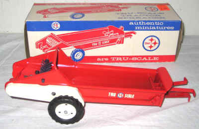 nov 18 toys 068.jpg (324893 bytes)