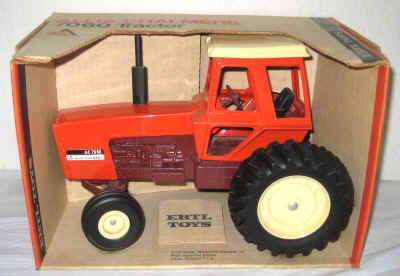 nov 18 toys 073.jpg (303946 bytes)