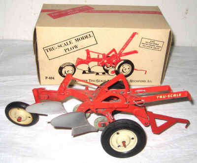 nov 18 toys 074.jpg (346183 bytes)