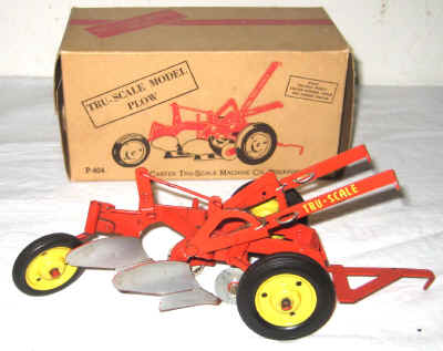 nov 18 toys 075.jpg (267278 bytes)