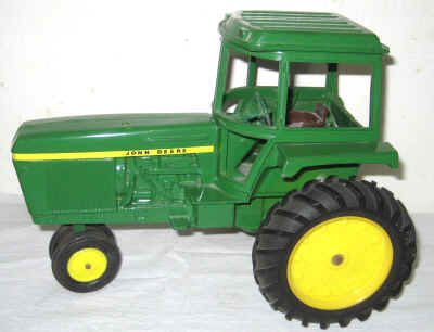 nov 18 toys 083.jpg (291438 bytes)