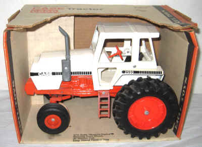 nov 18 toys 113.jpg (330161 bytes)