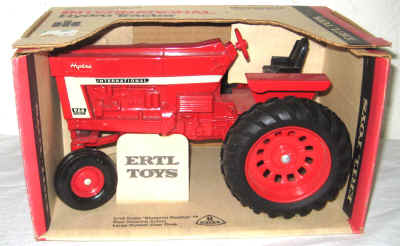 nov 18 toys 114.jpg (317594 bytes)