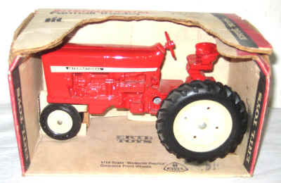 nov 18 toys 121.jpg (271321 bytes)