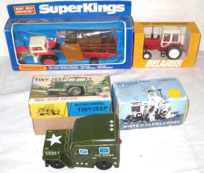 nov 18 toys 145.jpg (352911 bytes)