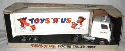 nov 18 toys 164.jpg (277189 bytes)