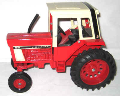 nov 18 toys 192.jpg (213089 bytes)