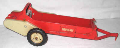 nov 18 toys 228.jpg (167135 bytes)