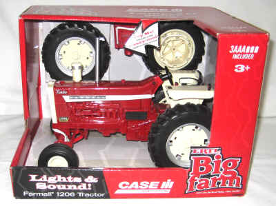 nov 18 toys 241.jpg (383188 bytes)