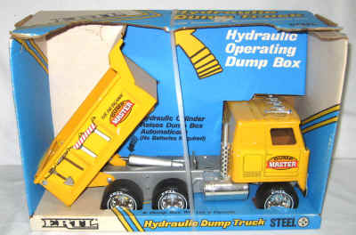 nov 18 toys 275.jpg (388059 bytes)