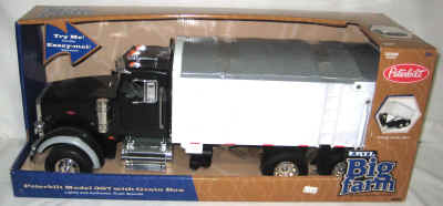 nov 18 toys 276.jpg (336134 bytes)