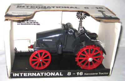 nov 18 toys 298.jpg (270759 bytes)