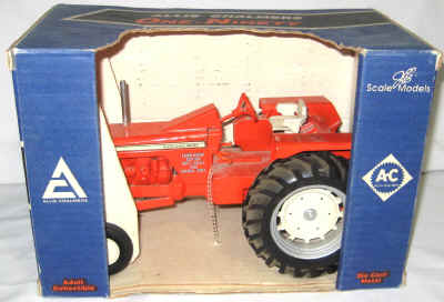 nov 18 toys 2 005.jpg (339489 bytes)