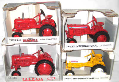nov 18 toys 2 016.jpg (329374 bytes)