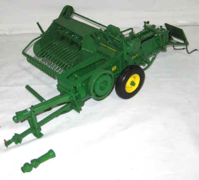 nov 18 toys 2 033.jpg (190348 bytes)