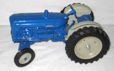 nov 18 toys 2 038.jpg (150156 bytes)
