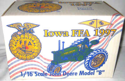 nov 18 toys 2 056.jpg (433616 bytes)