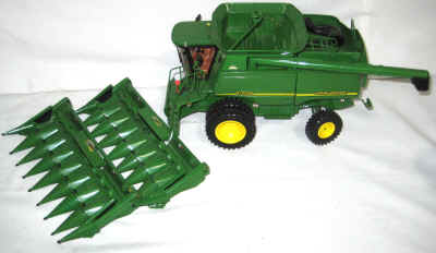 nov 18 toys 2 077.jpg (350247 bytes)