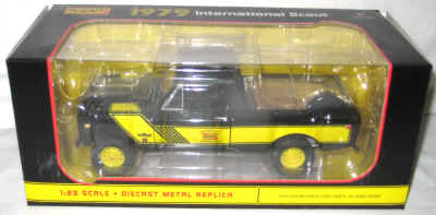 nov 18 toys 2 088.jpg (249881 bytes)