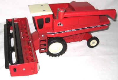 nov 18 toys 2 098.jpg (213631 bytes)