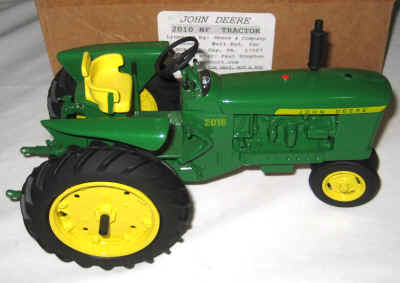 nov 18 toys 2 149.jpg (245555 bytes)
