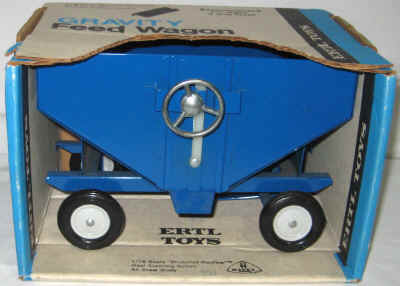 nov 18 toys 2 155.jpg (244753 bytes)