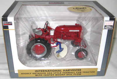 nov 18 toys 2 161.jpg (306252 bytes)