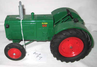 nov 18 toys 2 177.jpg (247193 bytes)