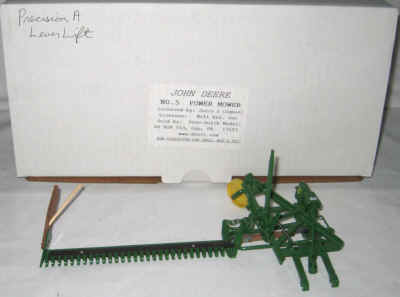 nov 18 toys 2 188.jpg (199428 bytes)