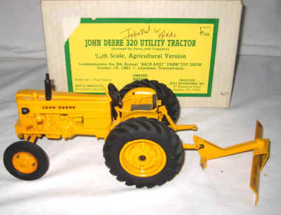 nov 18 toys 2 192.jpg (337617 bytes)