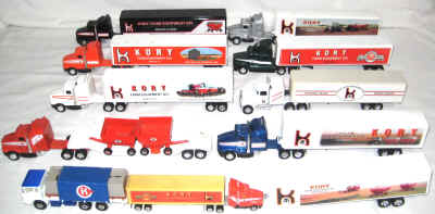 nov 18 toys 2 216.jpg (370864 bytes)