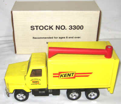 nov 18 toys 2 226.jpg (236398 bytes)