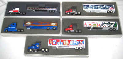 nov 18 toys 2 230.jpg (438601 bytes)