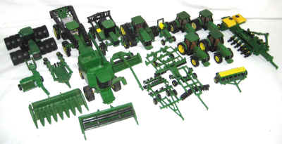 nov 18 toys 2 237.jpg (322092 bytes)