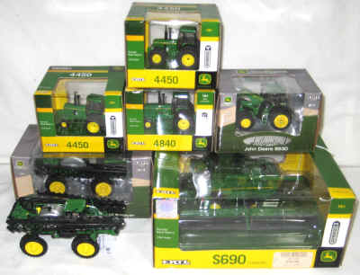 nov 18 toys 2 246.jpg (368842 bytes)
