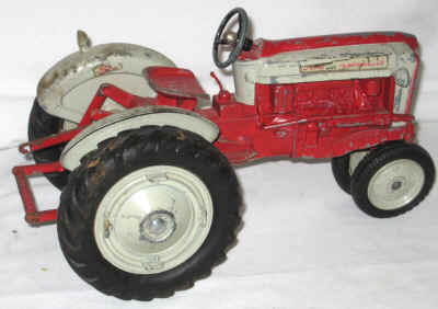 nov 18 toys 305.jpg (352671 bytes)