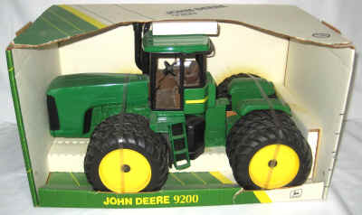 nov 18 toys 307.jpg (354896 bytes)