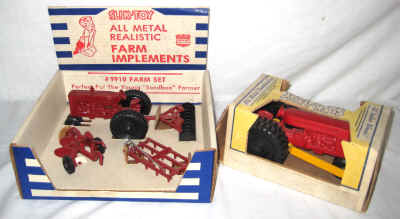 nov 21 farm toys 4 058.jpg (375788 bytes)
